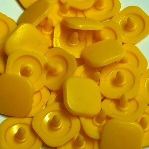 Botão de pressão Ritas 15mm quadrado com 50 unidades