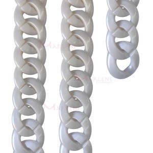 Corrente de resina elo 34X32mm pérola/branca com aproximidamente 53 elos no metro